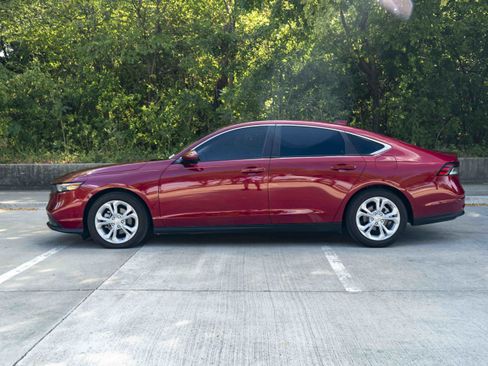 Used 2025 Honda Accord LX image 6