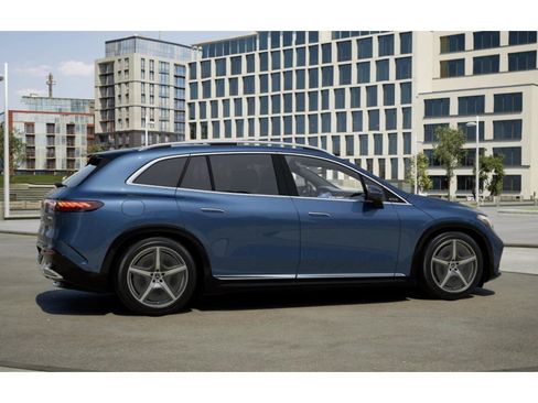 New 2026 Mercedes-Benz EQS 400 4MATIC SUV image 17