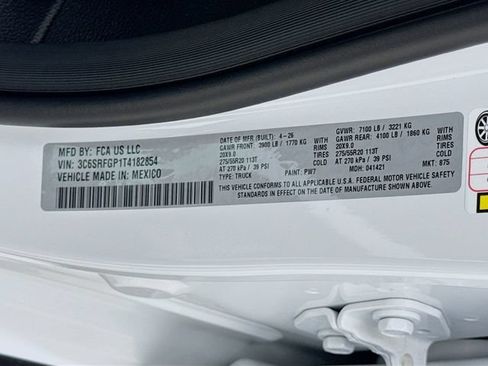New 2026 RAM 1500 Express AWD/4WD image 29