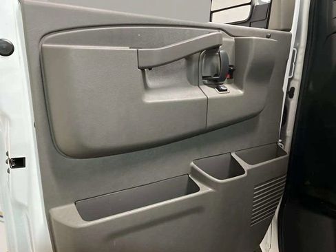 Used 2024 GMC Savana 2500 w/ Driver Convenience Package image 23