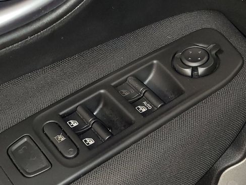 Used 2020 Jeep Renegade Sport FWD image 27