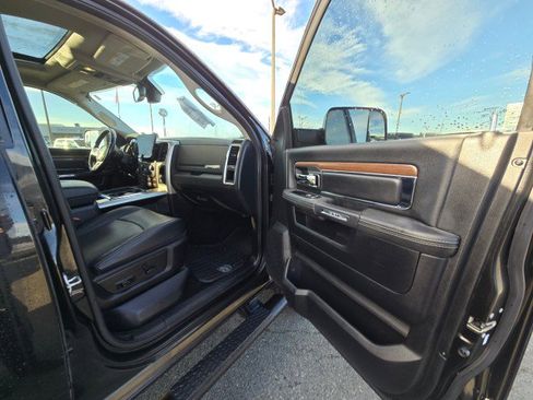Used 2015 RAM 3500 Laramie w/ Black Appearance Group image 10