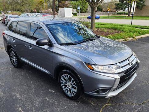 Used 2018 Mitsubishi Outlander ES FWD image 8
