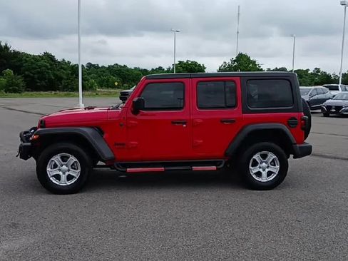 Used 2022 Jeep Wrangler Unlimited Sport AWD/4WD image 5