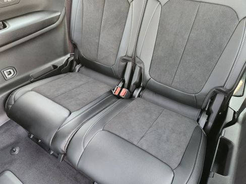 New 2025 Jeep Grand Cherokee L Altitude image 20