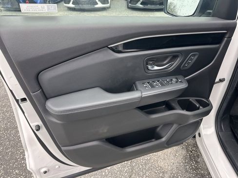 Used 2024 Honda Pilot Touring image 31