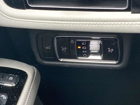 New 2025 Lincoln Aviator 2WD w/ Equipment Group 101A image 29