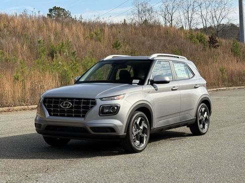 New 2026 Hyundai Venue SEL image 2