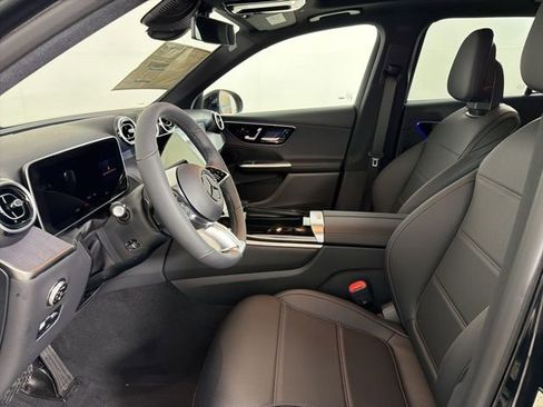 New 2026 Mercedes-Benz GLC 300 4MATIC image 11