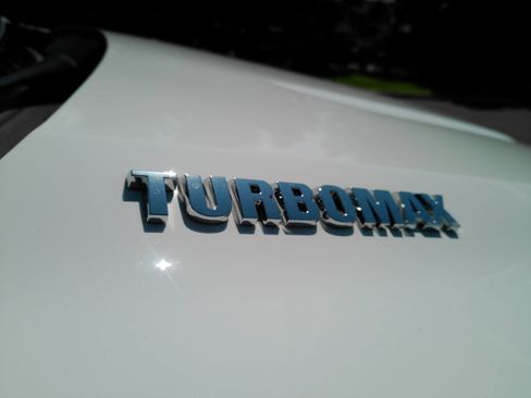 Used 2026 Chevrolet Silverado 1500 LT AWD/4WD image 35