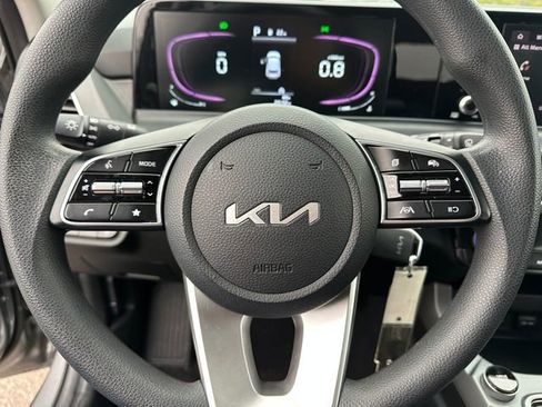 Used 2024 Kia Seltos LX image 25