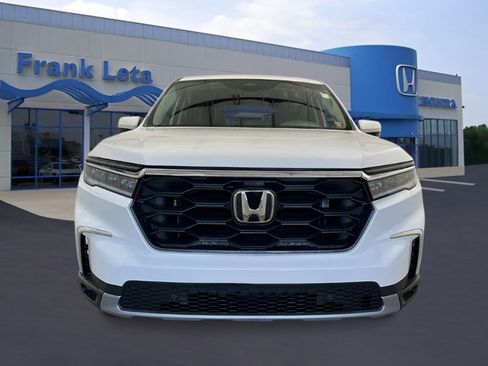 New 2025 Honda Pilot EX-L image 10