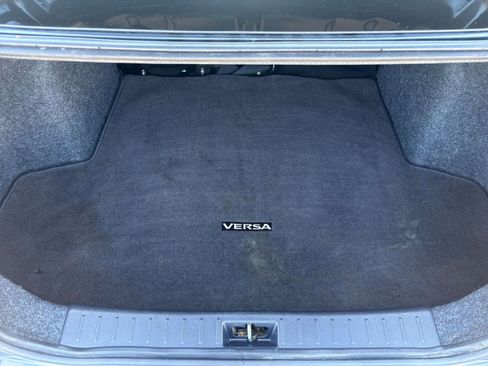 Used 2025 Nissan Versa SV FWD image 29