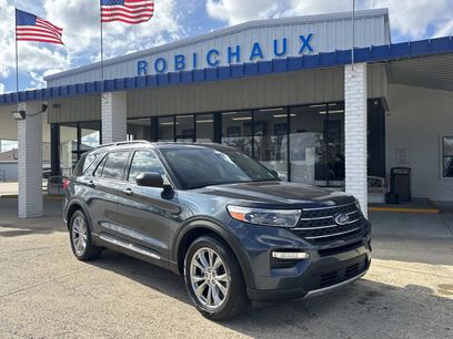 Used 2022 Ford Explorer XLT w/ Equipment Group 202A