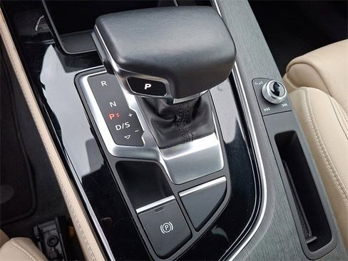 Used 2024 Audi A4 2.0T Premium Plus image 12