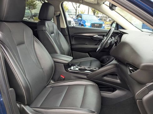 Used 2023 Buick Envision Essence image 28
