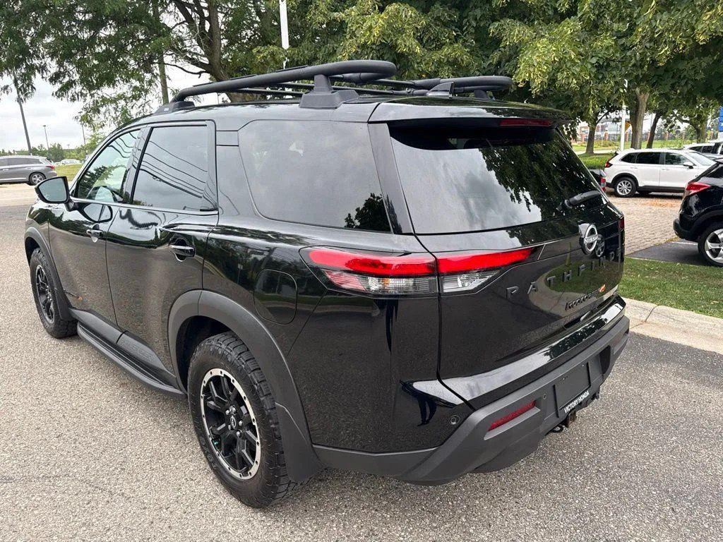 Used 2025 Nissan Pathfinder Rock Creek AWD/4WD image 13
