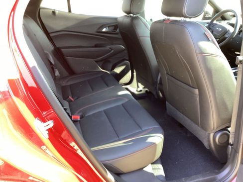 Used 2026 Chevrolet Trax RS w/ Sunroof Package FWD image 5