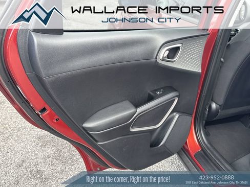 Used 2022 Kia Soul LX w/ Technology Package FWD image 31