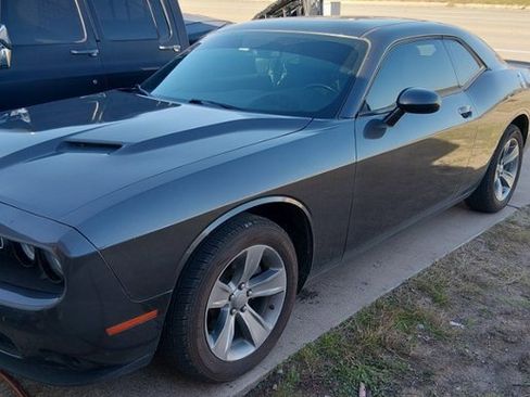 Used 2019 Dodge Challenger SXT w/ Cold Weather Group image 1