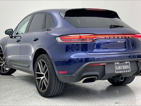 Used 2023 Porsche Macan image 16