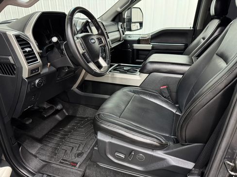 Used 2018 Ford F250 Lariat w/ Lariat Value Package AWD/4WD image 10