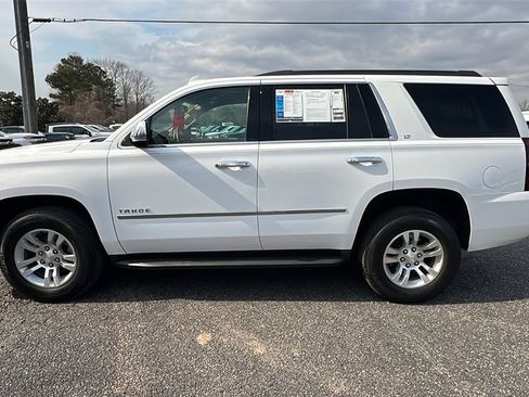 Used 2017 Chevrolet Tahoe LT image 8
