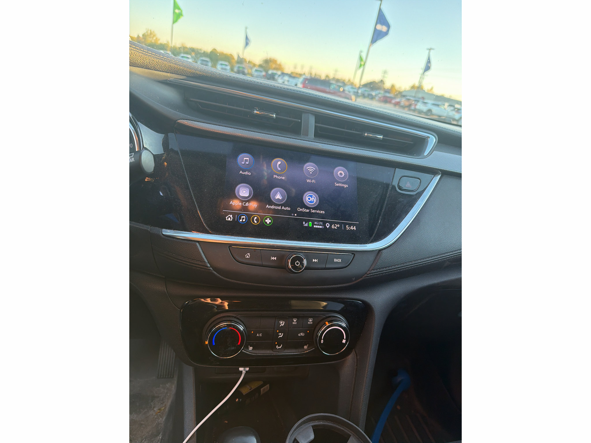 Used 2020 Buick Encore GX Preferred w/ Cold Weather Comfort Package FWD image 7