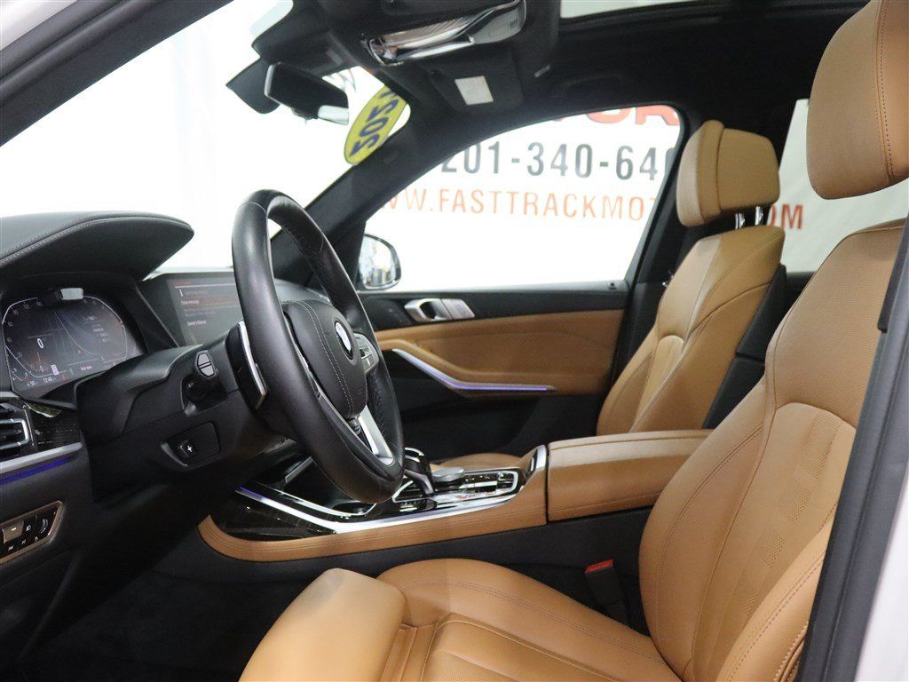 Used 2021 BMW X7 xDrive40i w/ Premium Package 2 AWD/4WD image 16