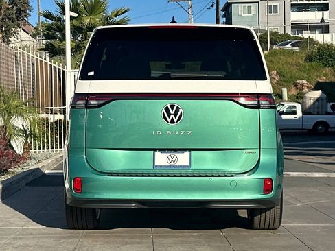 New 2025 Volkswagen ID. Buzz 1st Edition image 6