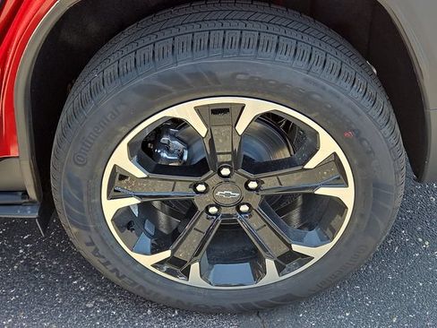 New 2026 Chevrolet Equinox LT w/ Safety and Technology Package FWD image 6
