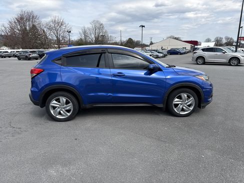 Used 2019 Honda HR-V EX image 2