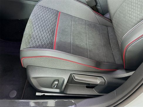 New 2025 Volkswagen GTI SE image 9