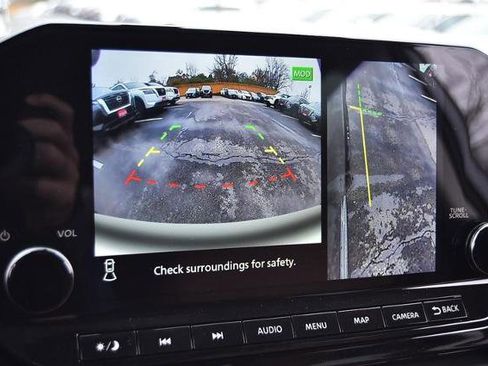 New 2025 Nissan Pathfinder Platinum image 15