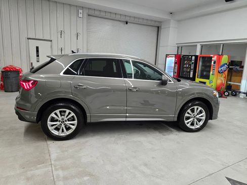 Used 2024 Audi Q3 2.0T Premium w/ Convenience Package AWD/4WD image 7