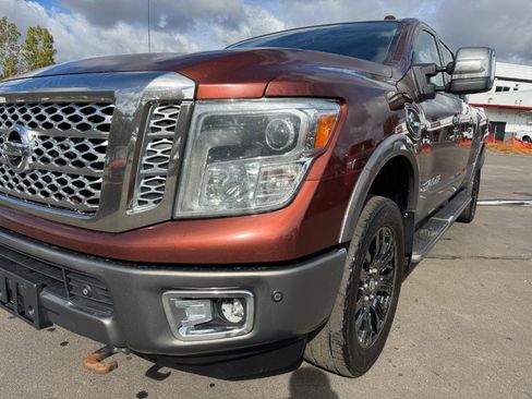 Used 2016 Nissan Titan Platinum Reserve image 9