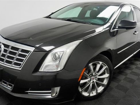 Used 2013 Cadillac XTS Premium image 41
