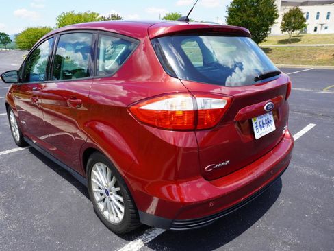 Used 2015 Ford C-MAX SE w/ Equipment Group 201A FWD image 11