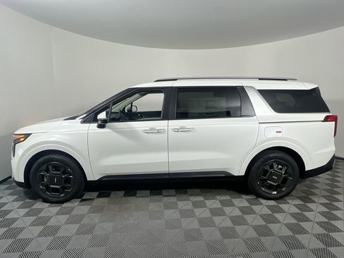New 2026 Kia Carnival EX image 8