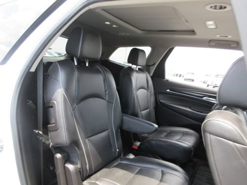 Used 2021 Buick Enclave Avenir w/ Avenir Technology Package AWD/4WD image 23