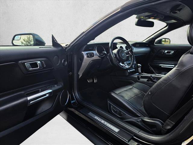 Used 2020 Ford Mustang Premium RWD image 21