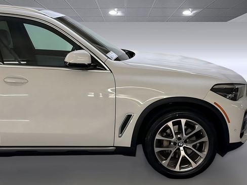 Certified 2023 BMW X5 sDrive40i w/ Parking Assistance Package image 35