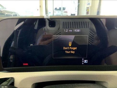 Used 2023 Mercedes-Benz CLA 250 image 9