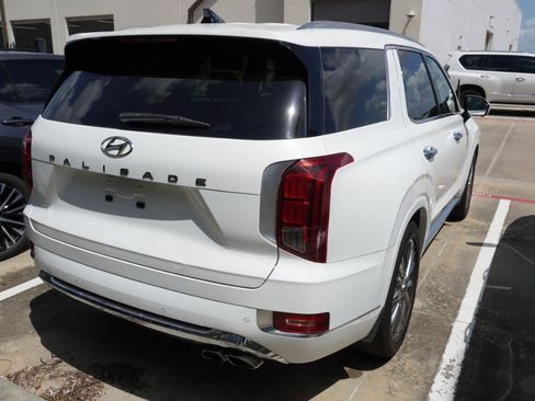 Used 2020 Hyundai Palisade Limited FWD image 6