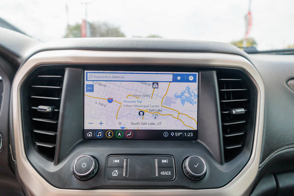 Used 2020 GMC Acadia Denali AWD/4WD image 5