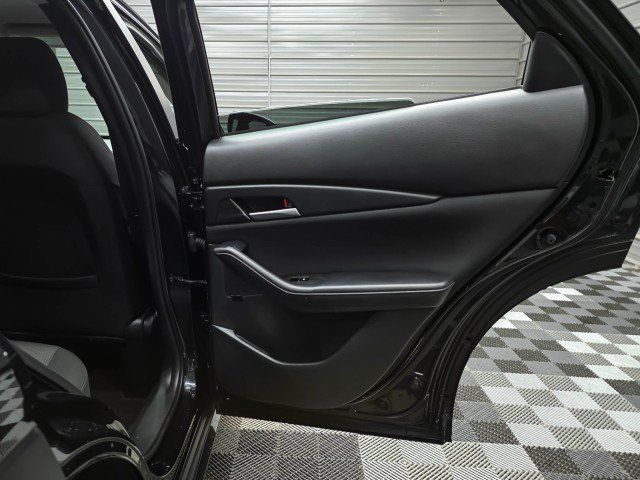 Used 2021 MAZDA CX-30 FWD 2.5 S image 32