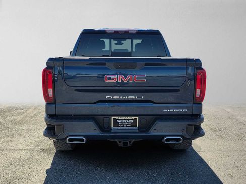 Certified 2021 GMC Sierra 1500 Denali w/ Technology Package AWD/4WD image 4