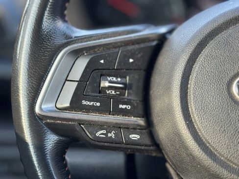 Used 2019 Subaru Crosstrek 2.0i Premium image 24