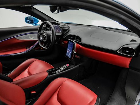 Used 2024 McLaren Artura RWD image 52