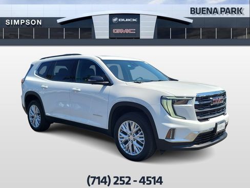 Used 2026 GMC Acadia Elevation w/ Elevation Premium Package FWD image 2